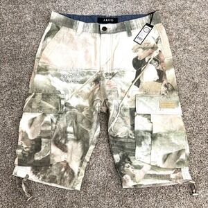 NWT Akoo Art All Over Print Cargo Shorts‎ Men's Size 32